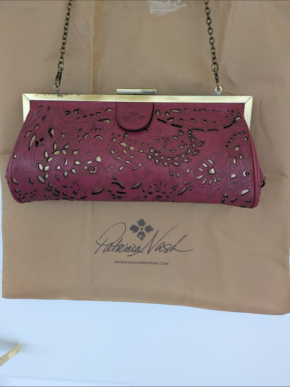 Patricia Nash Embossed Floral Clutch Bag in Rose